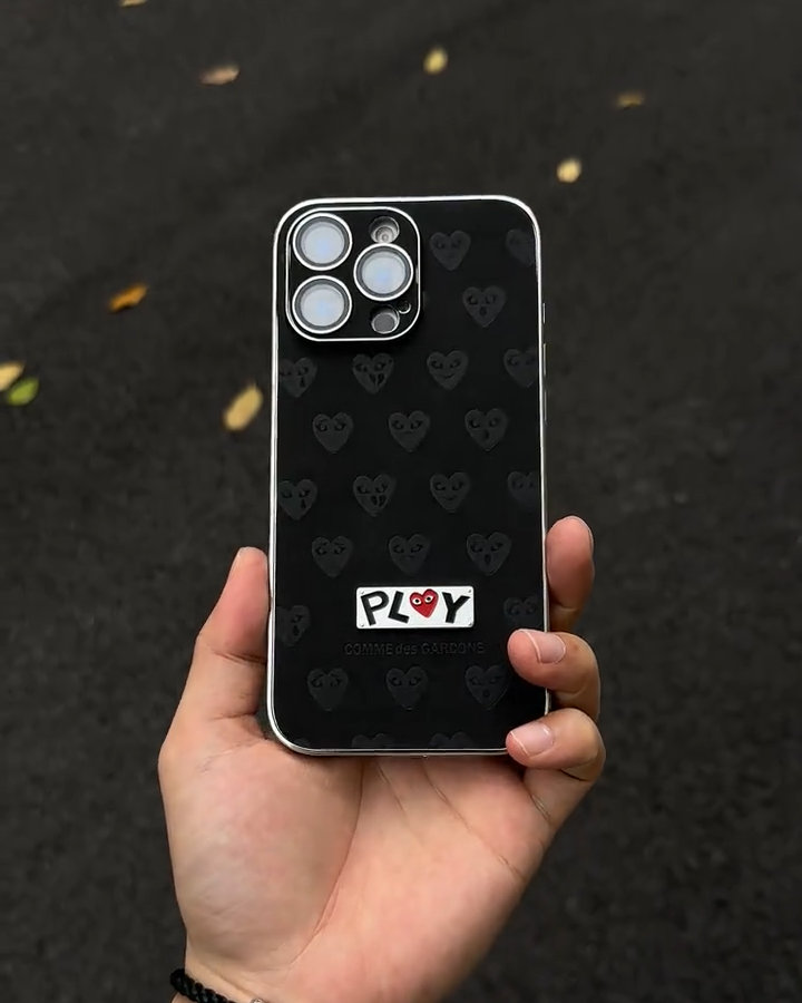 川久保玲皮質壓紋金屬立標手機殼-ZUIHANG SHOP